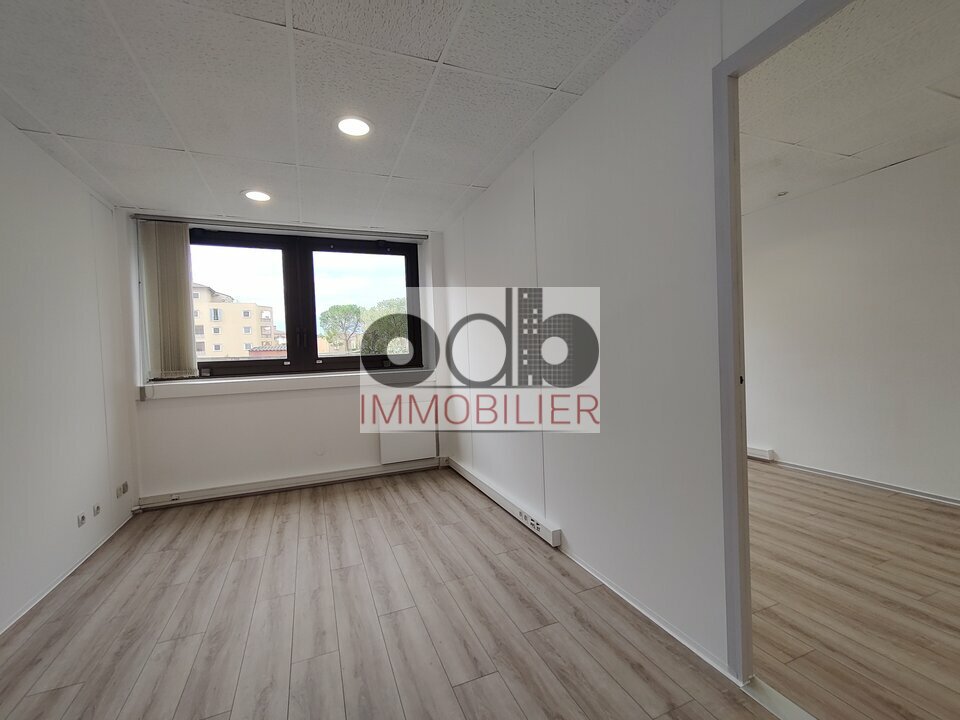BUREAUX à Louer